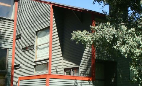 2 bed 2 bath Condo $399,000