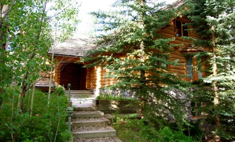 4 bed 5 bath Home $1,975,000