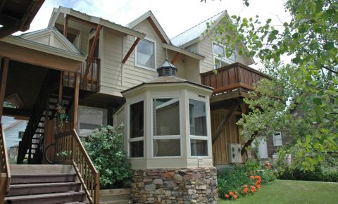 1 bed 1 bath Condo $495,000