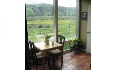 1 bed 1 bath Condo $196,000