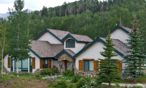 4 bed 5 bath Home $1,100,000