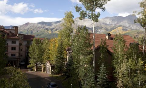 1 bed 2 bath Condo $649,000