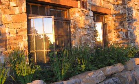 1 bed 1 bath Condo $170,000