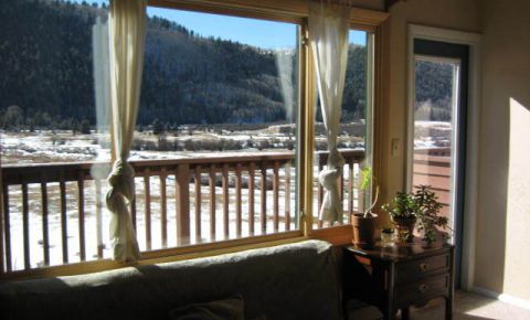 1 bed 1 bath Condo $160,000