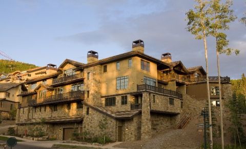 4 bed 4 bath Condo $1,350,000