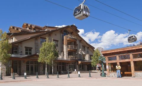 3 bed 4 bath Condo $1,695,000