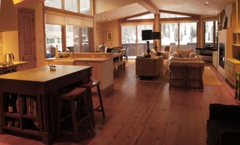 3 bed 4 bath Condo $2,495,000