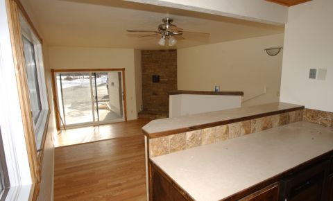 2 bed 1 bath Condo $148,751