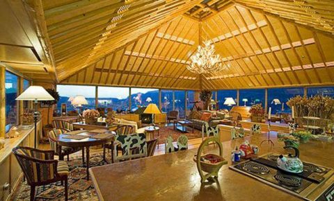 4 bed 4 bath Condo $2,195,000