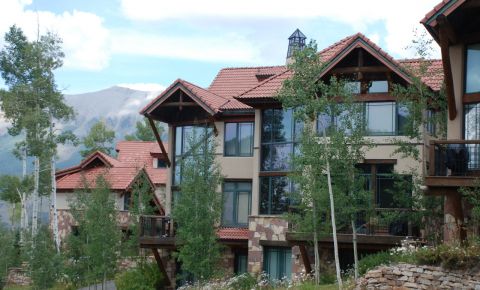 4 bed 5 bath Condo $1,290,000