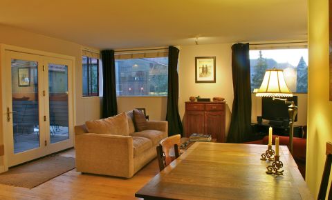 2 bed 2 bath Condo $499,000