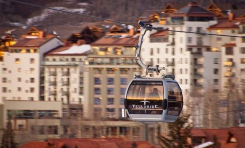 2 bed 3 bath Condo $740,000