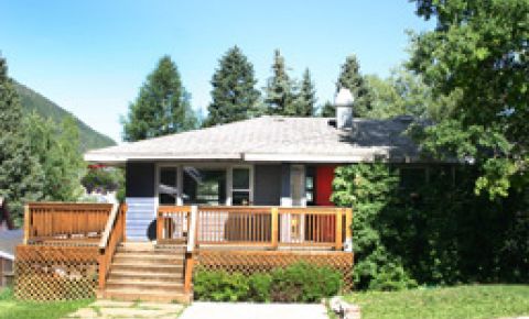 3 bed 2 bath Home $1,800,000