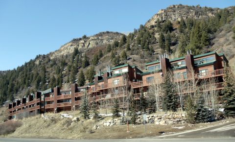 1 bed 1 bath Condo $125,000