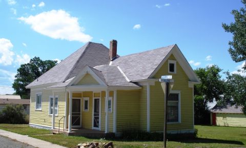 2 bed 1 bath Home $139,000