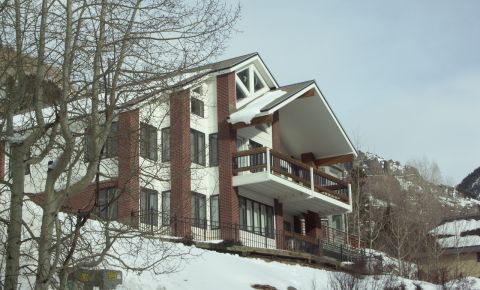 5 bed 4 bath Home $1,250,000