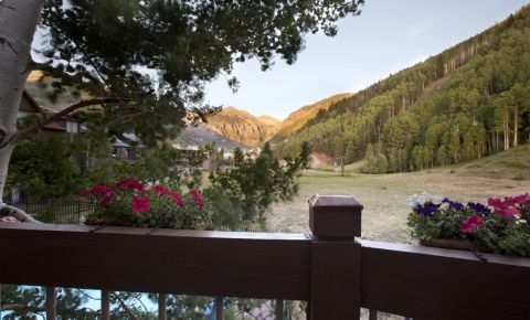 2 bed 2 bath Condo $715,000