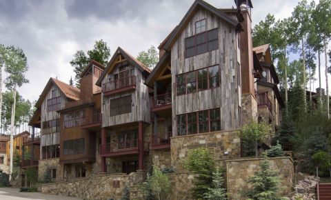 4 bed 5 bath Condo $1,595,000