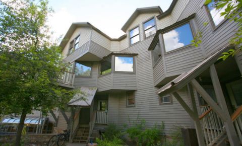 2 bed 2 bath Condo $299,900