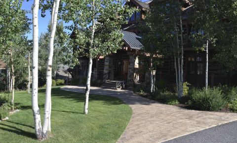 4 bed 4 bath Condo $1,390,000