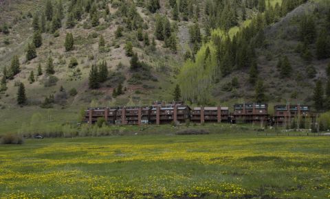 1 bed 1 bath Condo $199,000