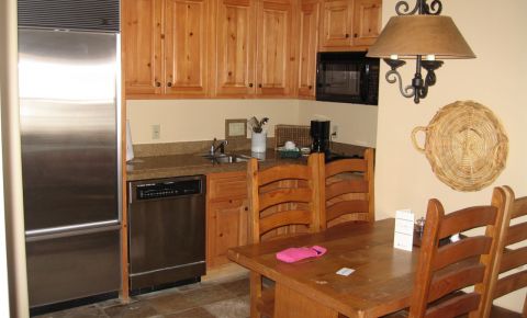 1 bed 1 bath Condo $159,900