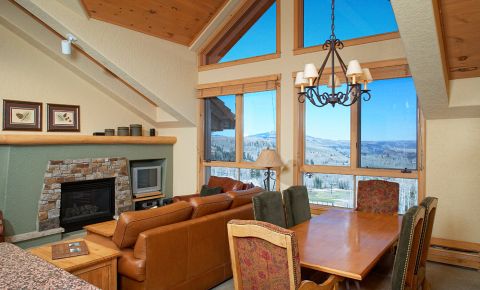 3 bed 3 bath Condo $40,000