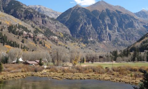 2 bed 2 bath Condo $749,000