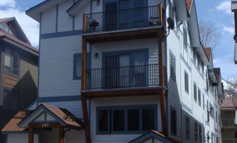 2 bed 1 bath Condo $215,000