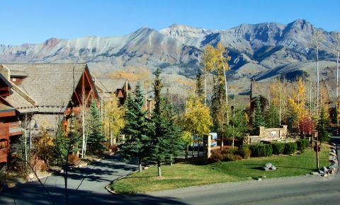 2 bed 2 bath Condo $399,000