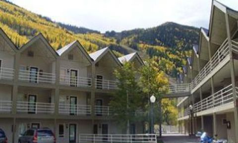 2 bed 2 bath Condo $450,000