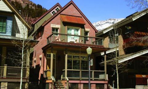 4 bed 5 bath Condo $2,600,000