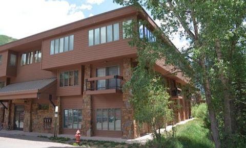 3 bed 2 bath Condo $647,500