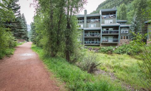 2 bed 2 bath Condo $599,000