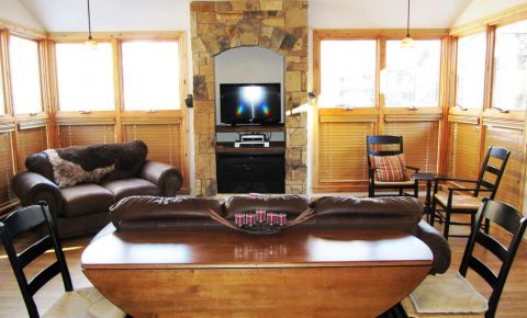 3 bed 3 bath Condo $779,000