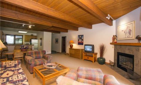 2 bed 2 bath Condo $699,000