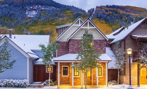 4 bed 5 bath Condo $3,275,000