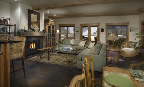 4 bed 4 bath Home $1,900,000