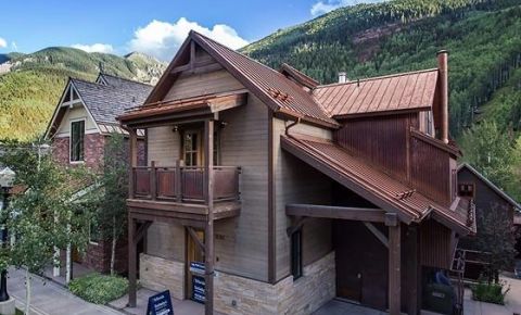 4 bed 5 bath Condo $2,595,000