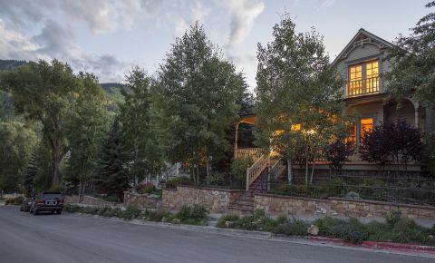 4 bed 4 bath Home $3,600,000