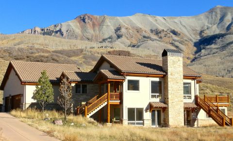 4 bed 5 bath Home $1,320,000