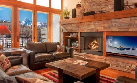 4 bed 5 bath Condo $1,795,000