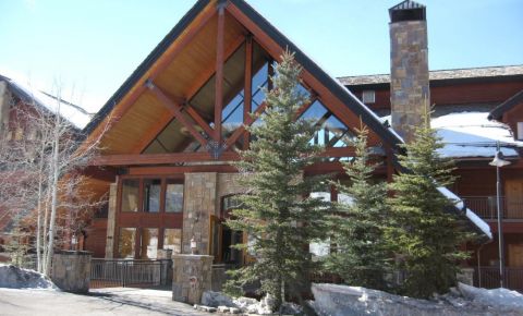 1 bed 1 bath Condo $340,000