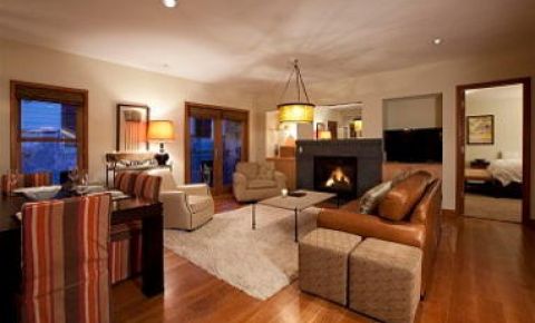 2 bed 2 bath Condo $995,000