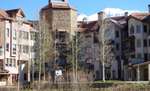 4 bed 3 bath Condo $1,150,000