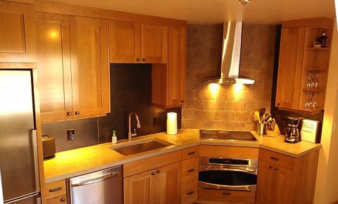 1 bed 1 bath Condo $429,000