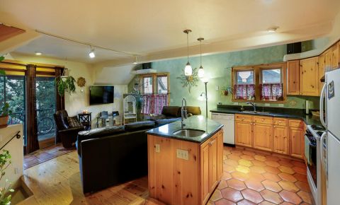 3 bed 3 bath Home $389,000