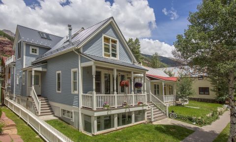 3 bed 3 bath Condo $1,295,000