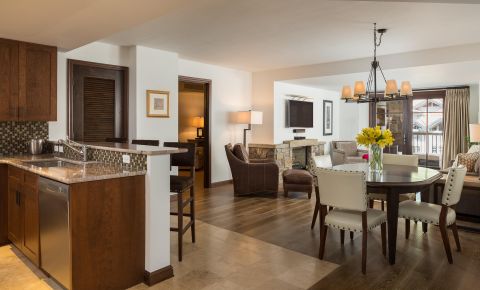 2 bed 3 bath Condo $1,080,000