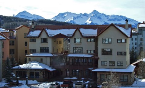 2 bed 2 bath Condo $475,000